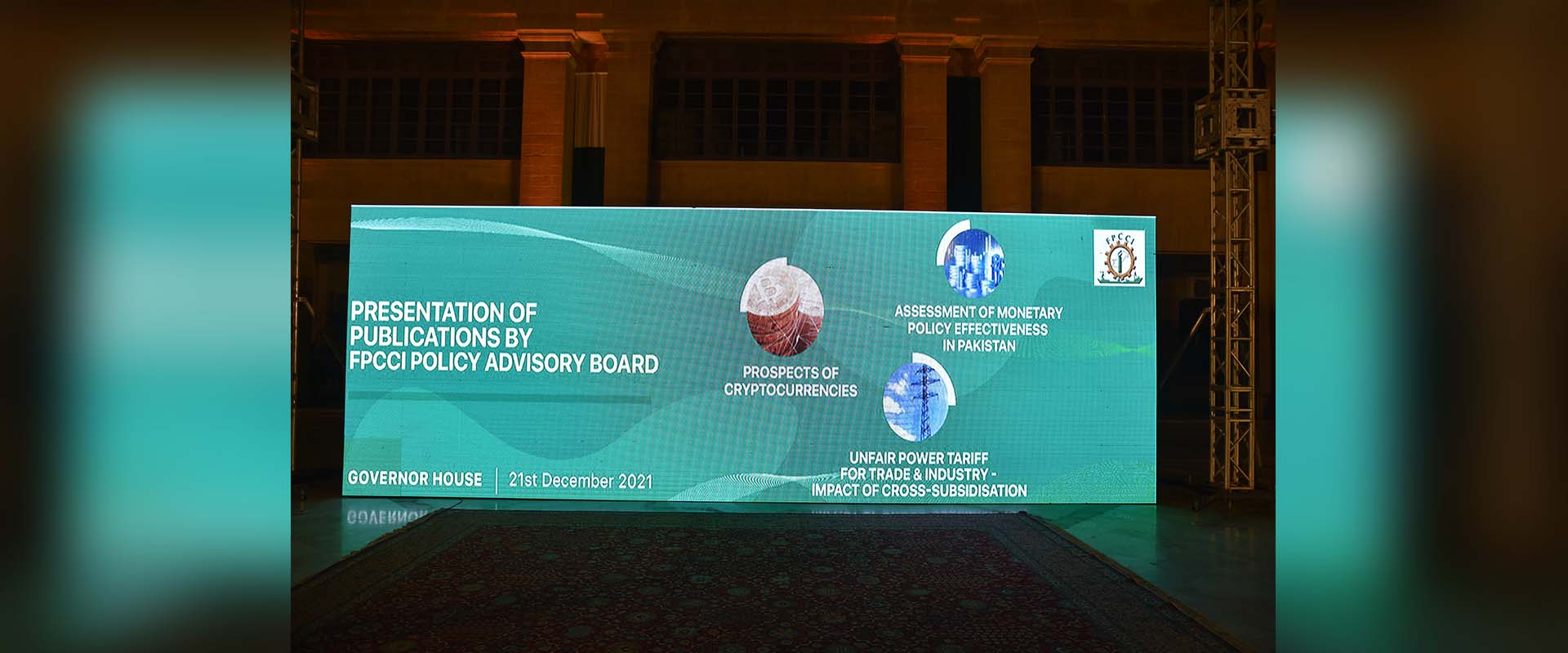 presentation-of-publication-by-fpcci-policy-advisory-board-at-sindh